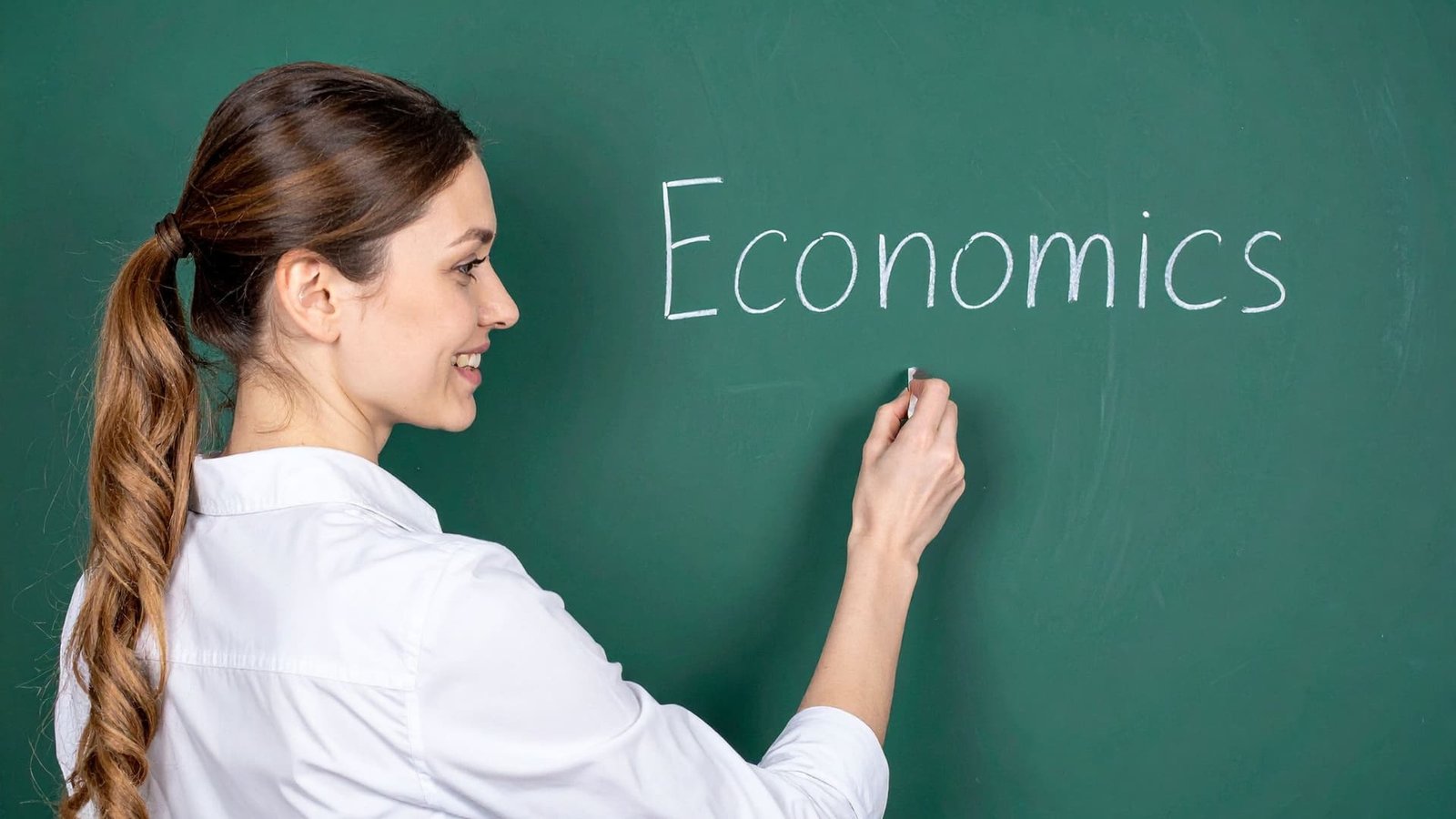 Ιδιαίτερα οικονομικά μαθήματα: Η πιο αποτελεσματική προετοιμασία για ΑΟΘ και οικονομικές σπουδές