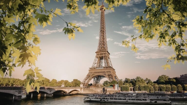 100 Βασικές Γαλλικές Εκφράσεις και Λέξεις για Ταξίδια