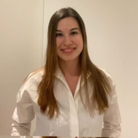 Ελεάνα Γενοβέφα Καρελάκη – Φιλολογικά ιδιαίτερα μαθήματα