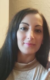 Αλεξάνδρα Νινιράκη – Φιλολογικά ιδιαίτερα μαθήματα