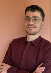 Καραγιώργης Νικόλας – Αγγλικά ιδιαίτερα μαθήματα