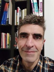 Φωτογραφία του Τσίπρας Αλέξανδρος – Φιλολογικά