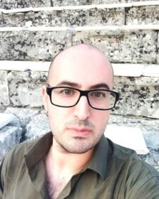 Θεόδωρος Λυριωτάκης – Γαλλικά ιδιαίτερα μαθήματα