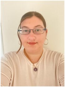 Φωτογραφία του ΠΑΡΑΣΚΕΥΟΠΟΥΛΟΥ ΕΛΕΝΗ ΑΝΝΑ – Φιλολογικά