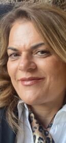 Ελένη Ηλία – Γαλλικά ιδιαίτερα μαθήματα