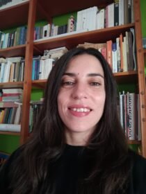 Παπανικόλα Παρασκευή – Φιλολογικά ιδιαίτερα μαθήματα
