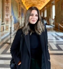 Σταθακοπούλου Ζωή – Αγγλικά ιδιαίτερα μαθήματα