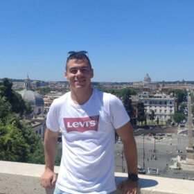 ΓΚΑΡΑΓΚΆΝΗΣ ΑΘΑΝΑΣΙΟΣ – Αγγλικά ιδιαίτερα μαθήματα