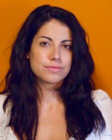 Βαρελά Ελένη – Αγγλικά ιδιαίτερα μαθήματα