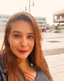 Ευφροσύνη Τσάκου – Φιλολογικά ιδιαίτερα μαθήματα