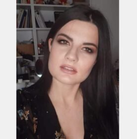 Μαίρη Μέντζου – Οικονομικά ιδιαίτερα μαθήματα