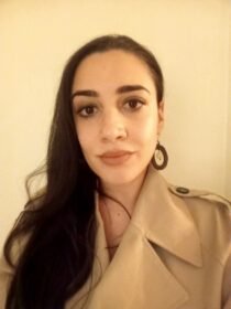 ΒΙΒΙΑΝ ΑΓΓΕΛΑΚΟΥ – Αγγλικά ιδιαίτερα μαθήματα