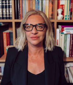 Μαρία Πλέσσα – Ιδιαίτερα Μαθήματα Φιλολογικών ιδιαίτερα μαθήματα