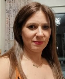 ΜΥΡΑΝΤΑ ΒΕΡΝΑΡΔΟΥ – Ιδιαίτερα Μαθήματα Φιλολογικών ιδιαίτερα μαθήματα